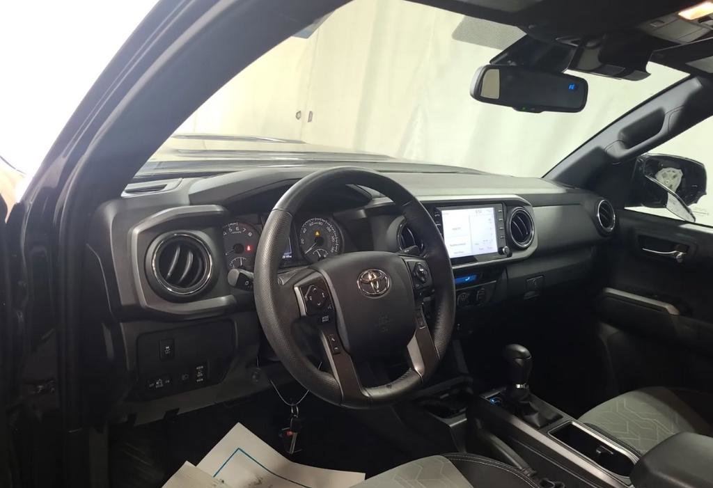 Used 2023 Toyota Tacoma TRD Sport w/ Technology Package AWD/4WD image 6