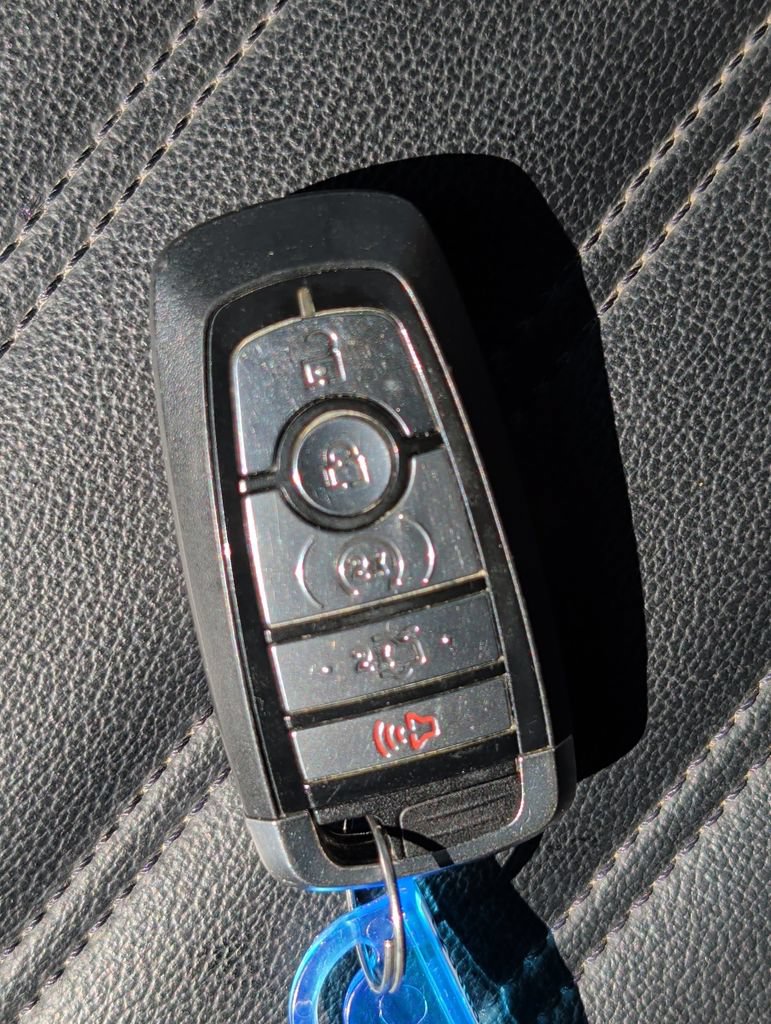 Used 2019 Ford Edge SEL w/ Equipment Group 201A AWD/4WD image 39