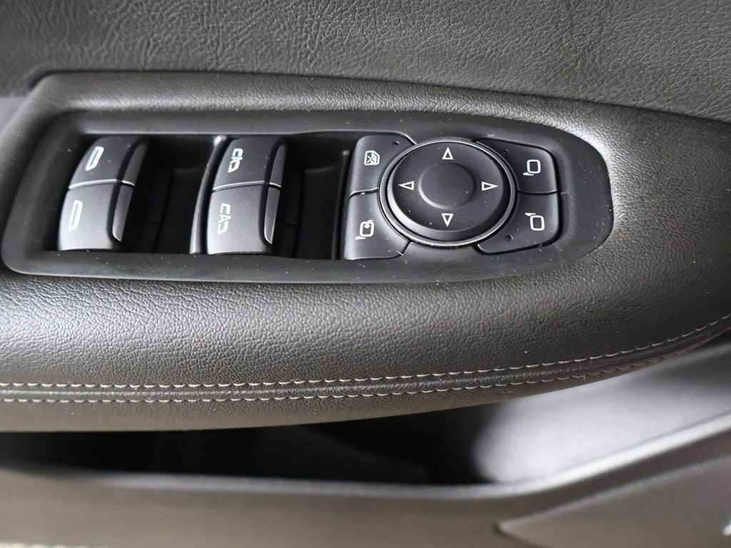 Used 2023 Cadillac XT6 Luxury image 41