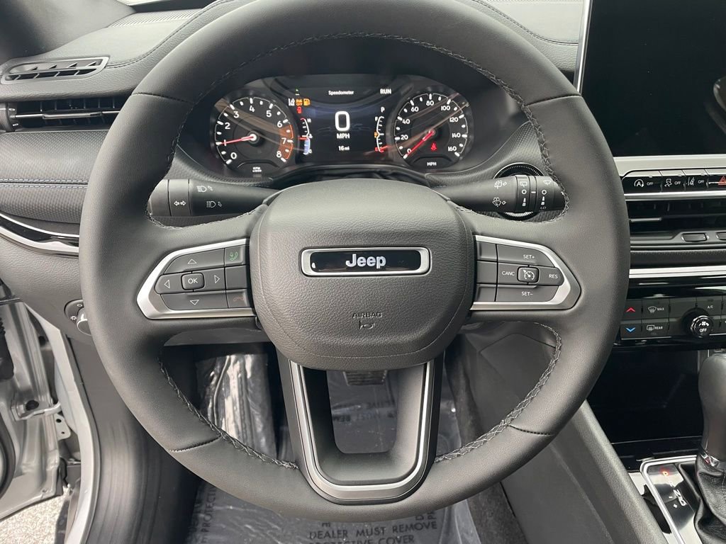 New 2026 Jeep Compass Latitude AWD/4WD image 14