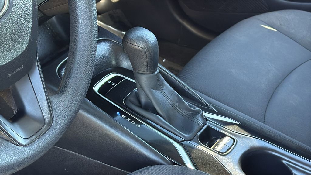 Used 2022 Toyota Corolla LE image 18