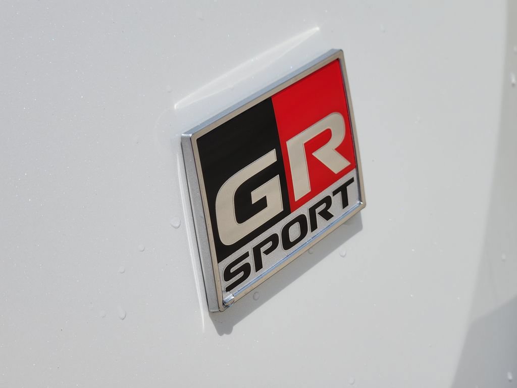 New 2026 Toyota RAV4 AWD Plug-in Hybrid image 9