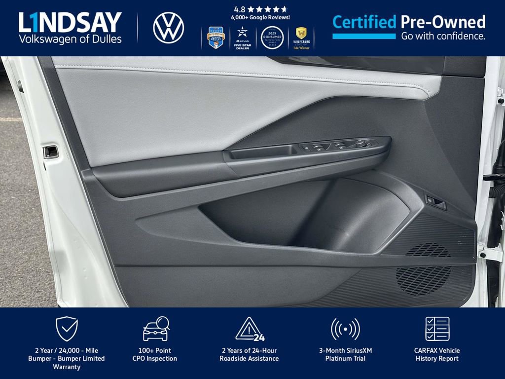 Certified 2023 Volkswagen Taos SEL image 9