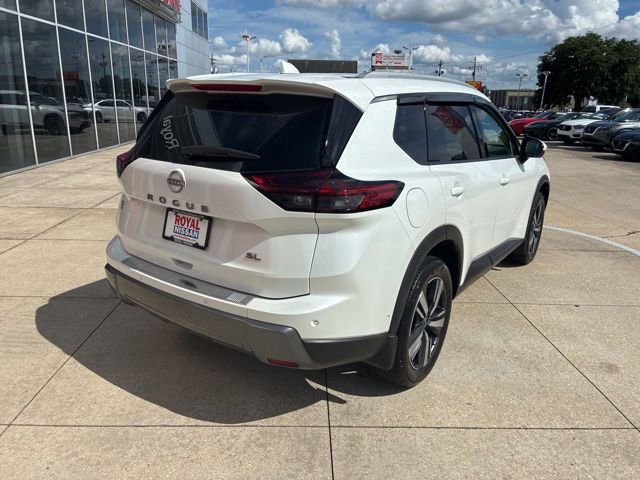Used 2024 Nissan Rogue SL w/ SL Premium Package FWD image 7