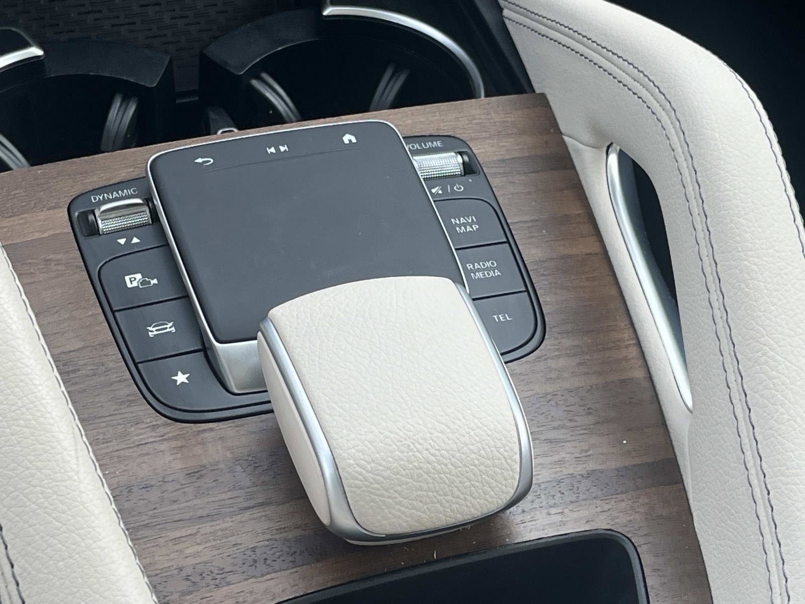 Certified 2024 Mercedes-Benz GLE 350 4MATIC image 33