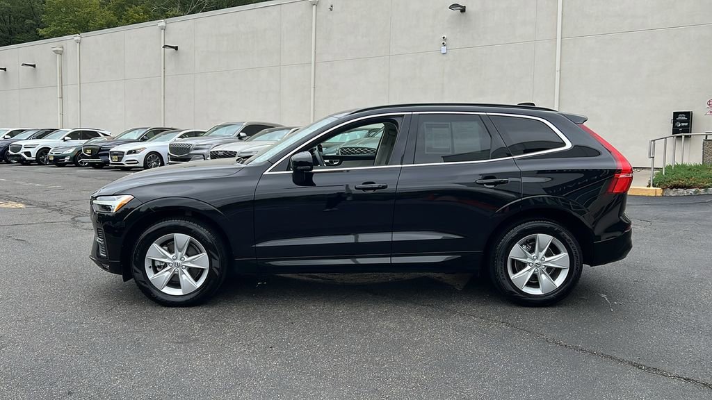 Used 2022 Volvo XC60 B5 Momentum w/ Climate Package video 2