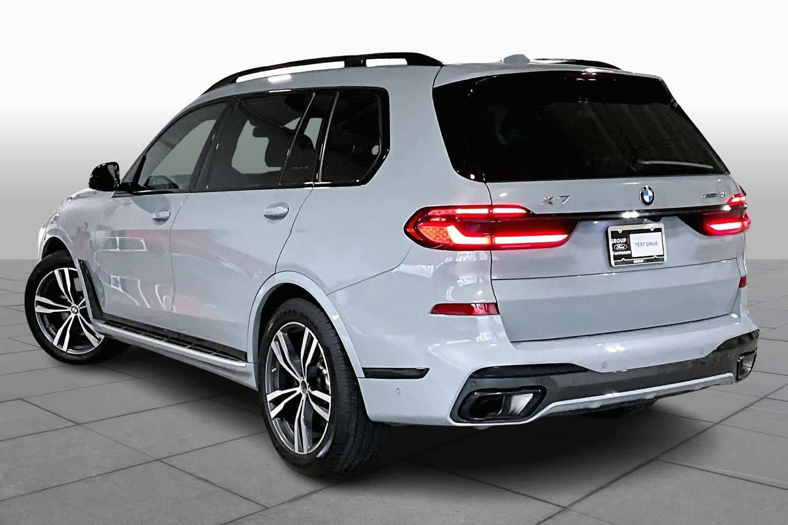 Used 2026 BMW X7 xDrive40i AWD/4WD image 12