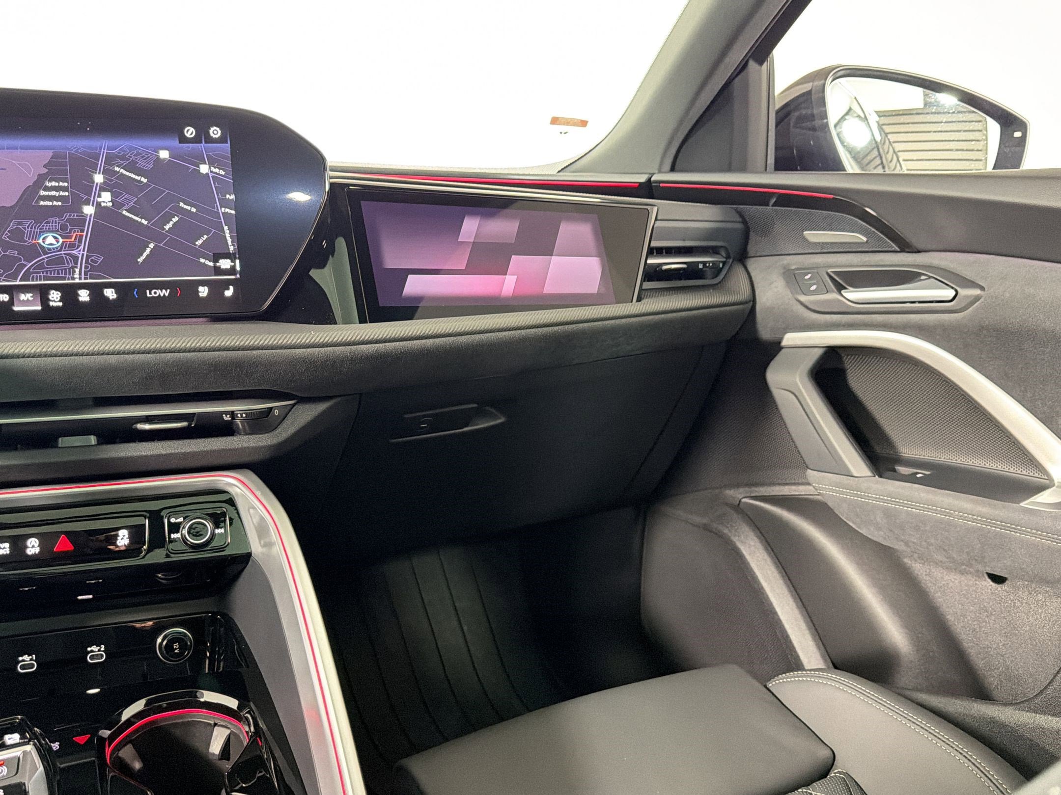 Certified 2025 Audi SQ5 Prestige w/ Prestige Package image 29