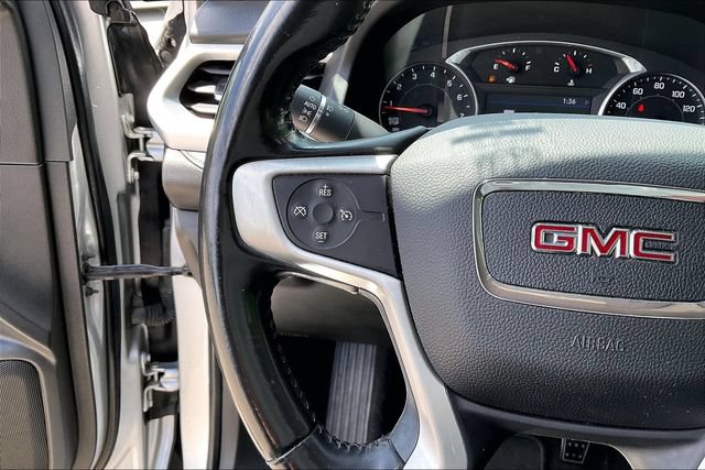Used 2020 GMC Acadia SLT FWD image 16