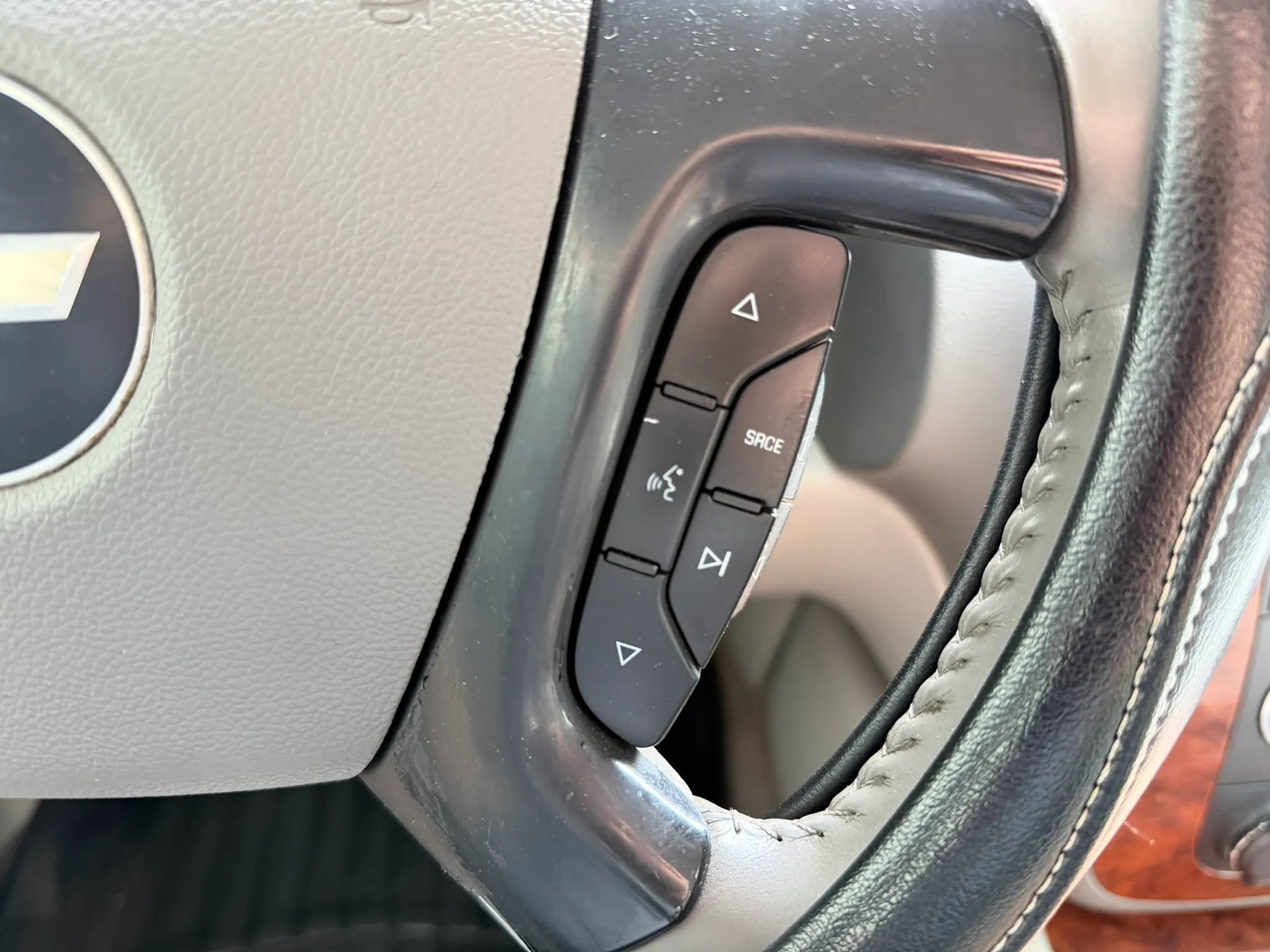 Used 2008 Chevrolet Avalanche LTZ w/ LTZ Preferred Equipment Group AWD/4WD image 22