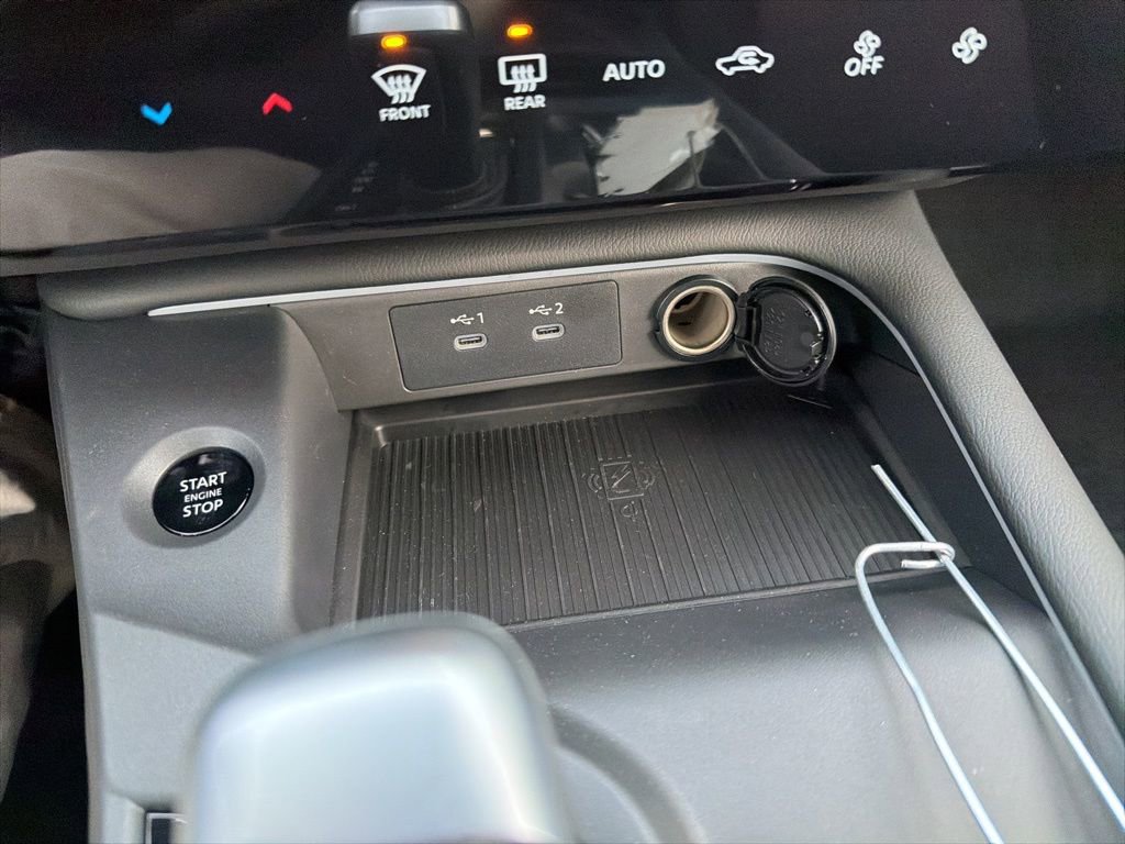 New 2026 Nissan Sentra SR w/ Floor Mat Package image 15