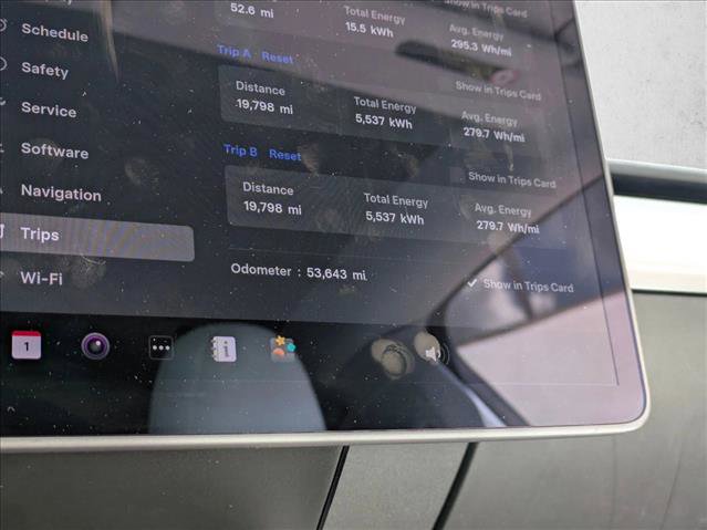 Used 2021 Tesla Model Y Long Range image 8