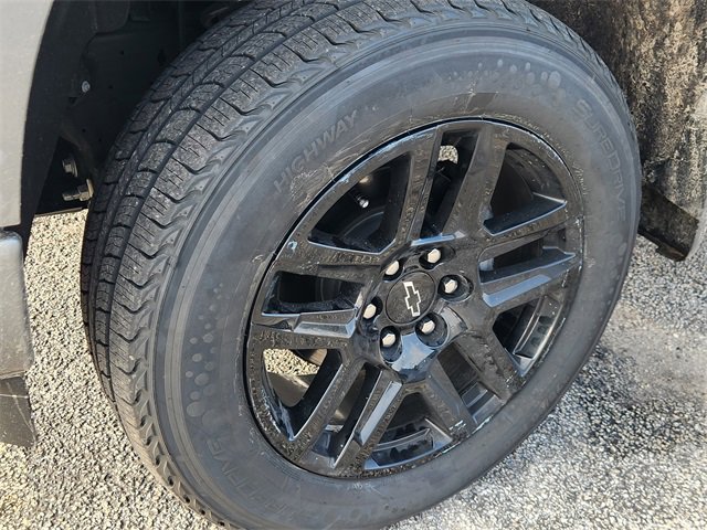 Used 2026 Chevrolet Silverado 1500 Custom image 9