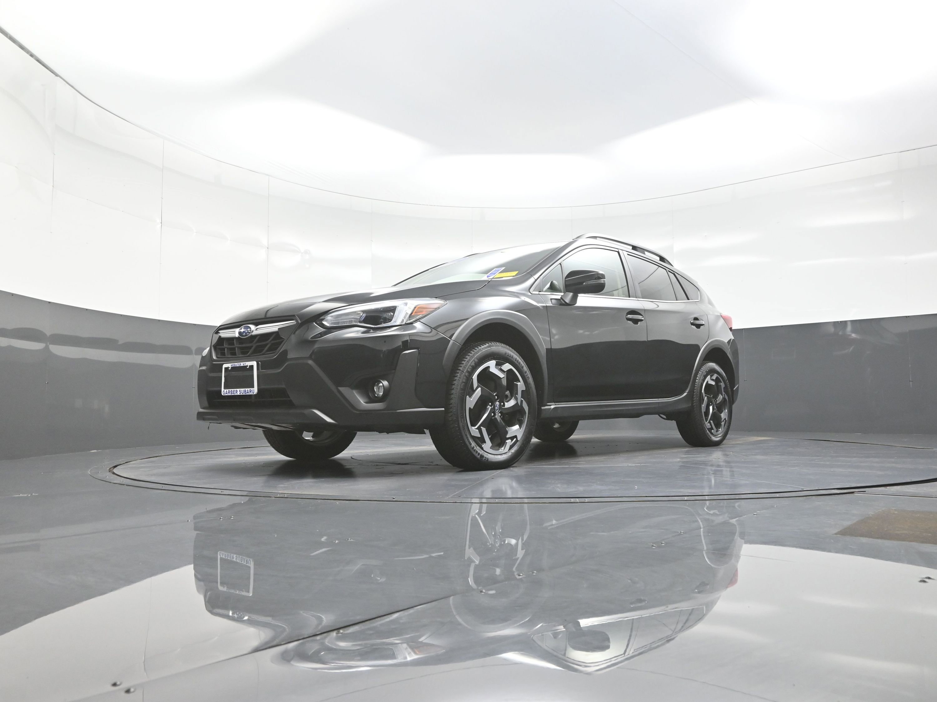 Used 2023 Subaru Crosstrek 2.5i Limited AWD/4WD image 11