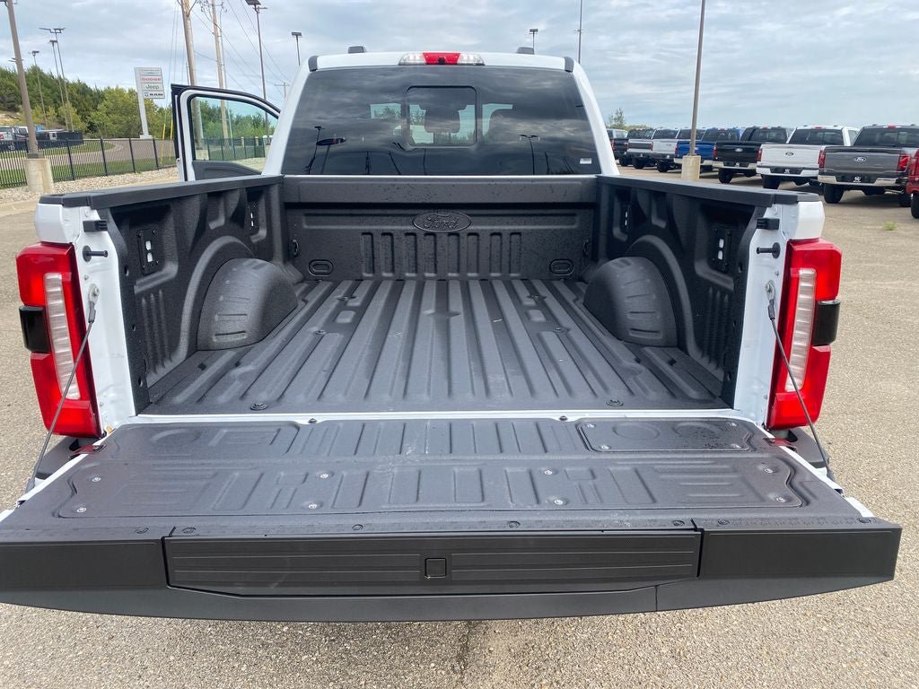 New 2026 Ford F350 Lariat w/ Black Appearance Package AWD/4WD image 22