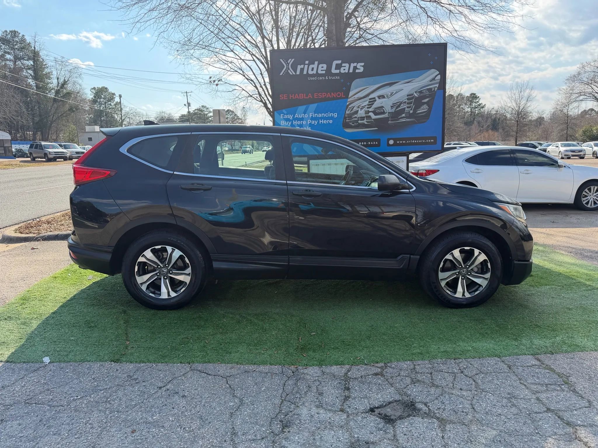 Used 2019 Honda CR-V LX image 3