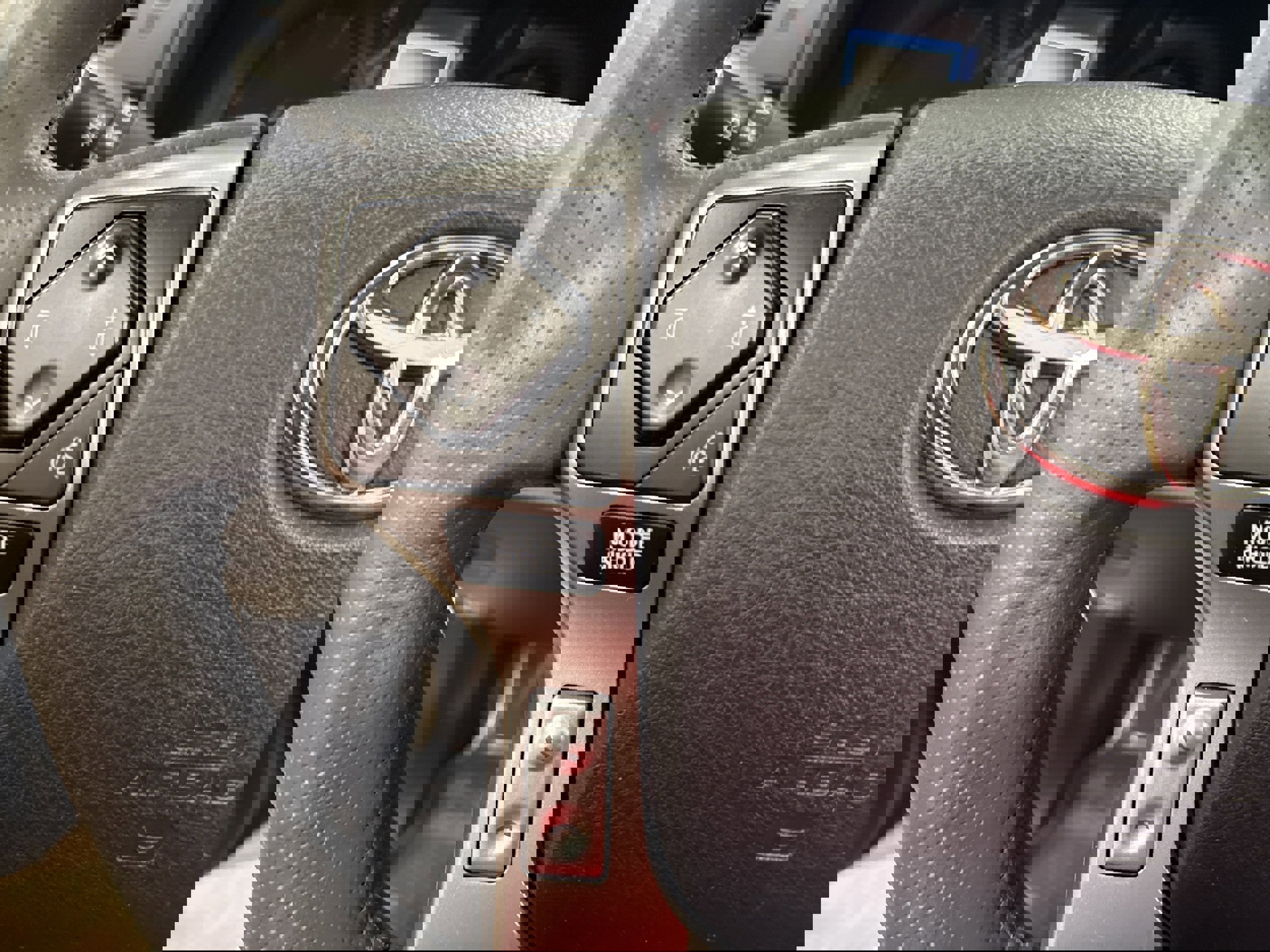 Used 2022 Toyota 4Runner SR5 Premium image 32