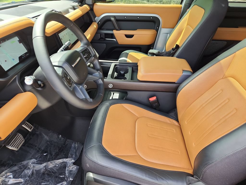 Used 2021 Land Rover Defender 90 X AWD/4WD image 22