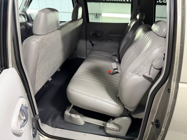 Used 1999 Chevrolet Suburban 2WD image 10