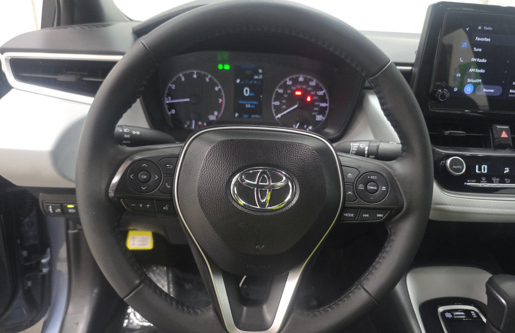 Used 2025 Toyota Corolla SE FWD image 10