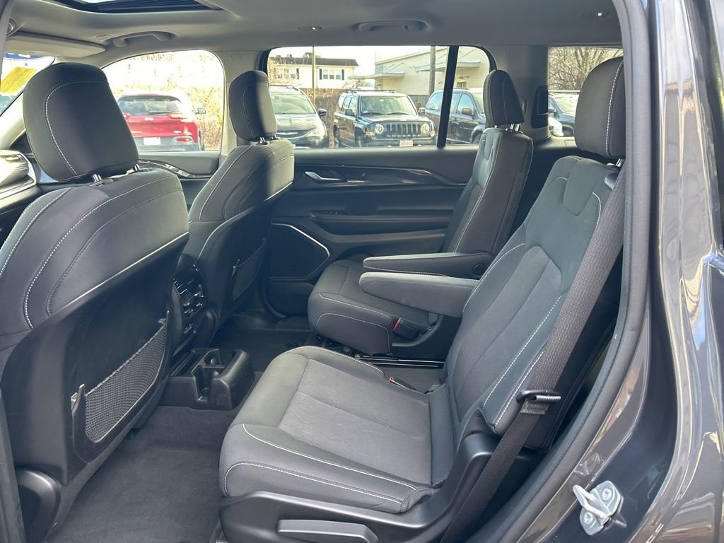 Used 2022 Jeep Grand Cherokee L Laredo w/ Luxury Tech Group I image 35