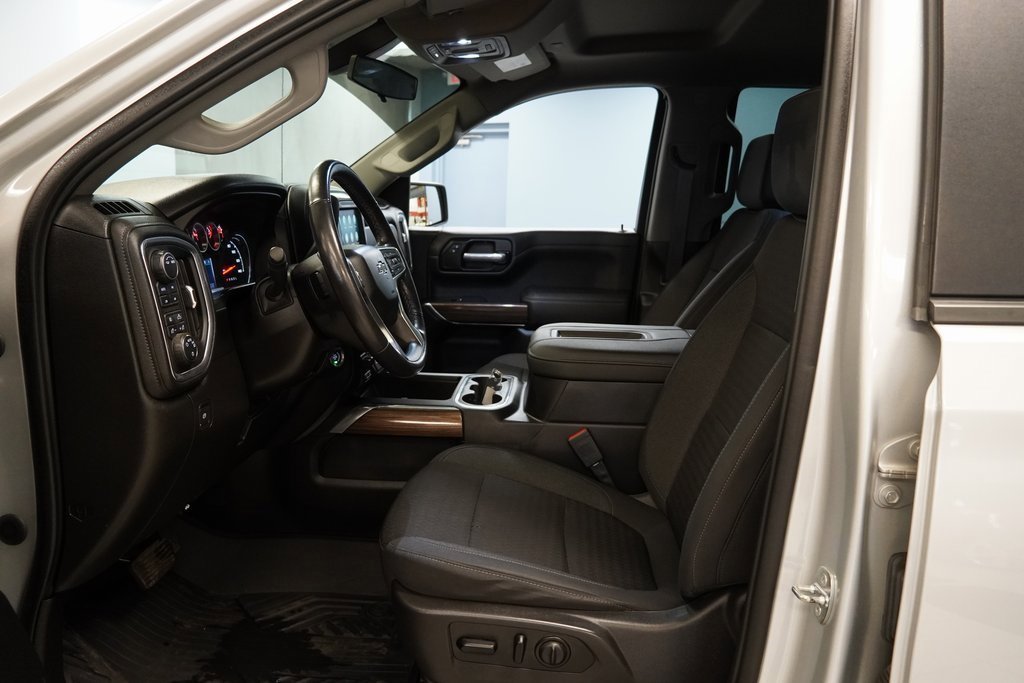 Used 2021 Chevrolet Silverado 1500 LT Trail Boss w/ Convenience Package II image 4