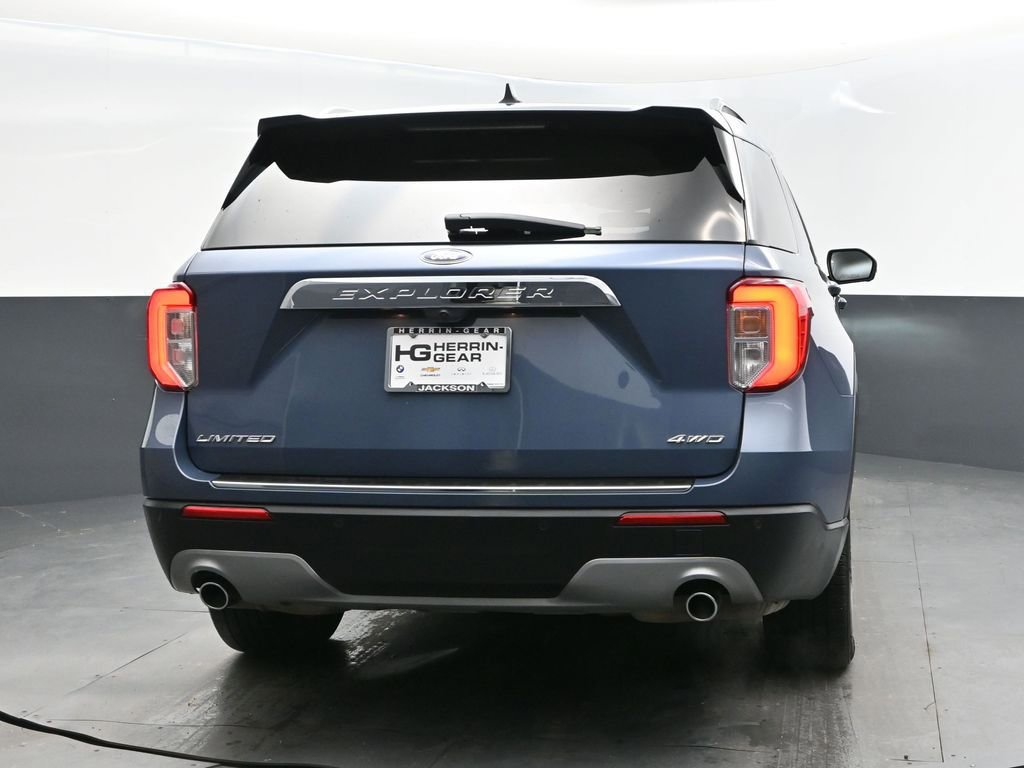Used 2021 Ford Explorer Limited w/ Equipment Group 301A image 7
