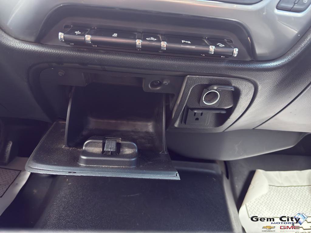 Used 2017 Chevrolet Silverado 1500 LT w/ All Star Edition AWD/4WD image 20