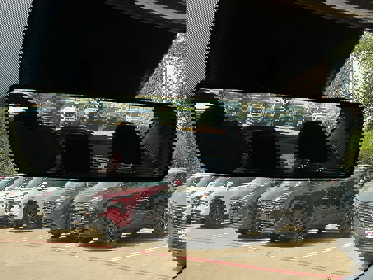 Used 2025 Hyundai Elantra SEL image 30