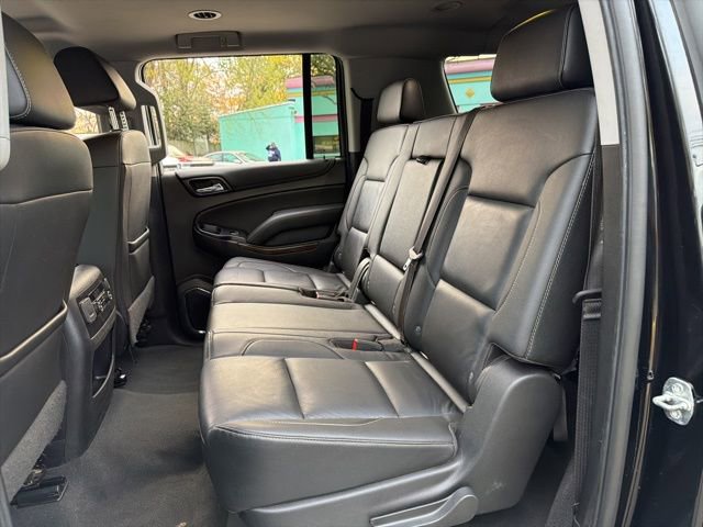 Used 2020 Chevrolet Suburban LT image 8