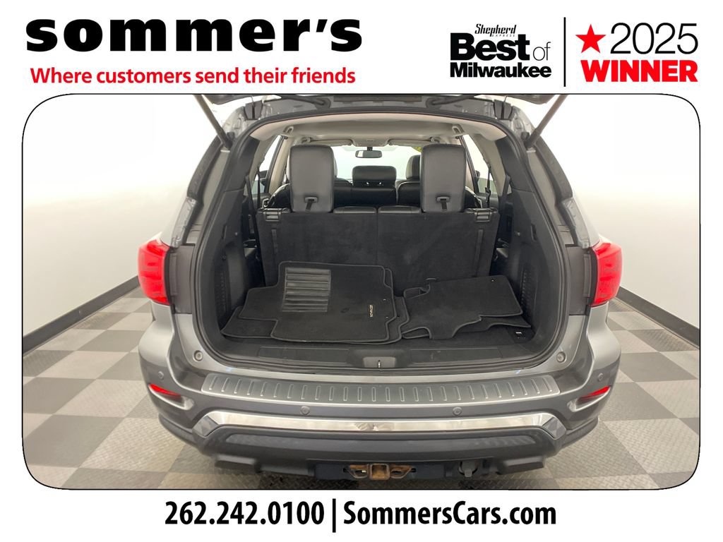 Used 2018 Nissan Pathfinder Platinum AWD/4WD image 21