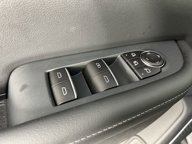 Used 2026 Buick Enclave Sport Touring image 23