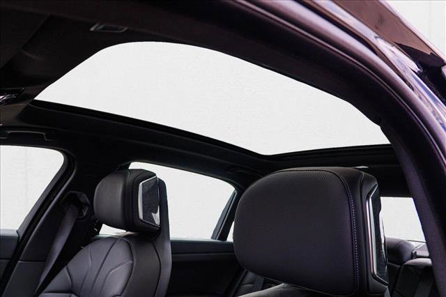 New 2025 BMW 760i xDrive image 11