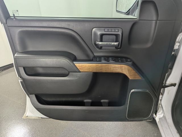 Used 2018 Chevrolet Silverado 1500 LTZ AWD/4WD image 9