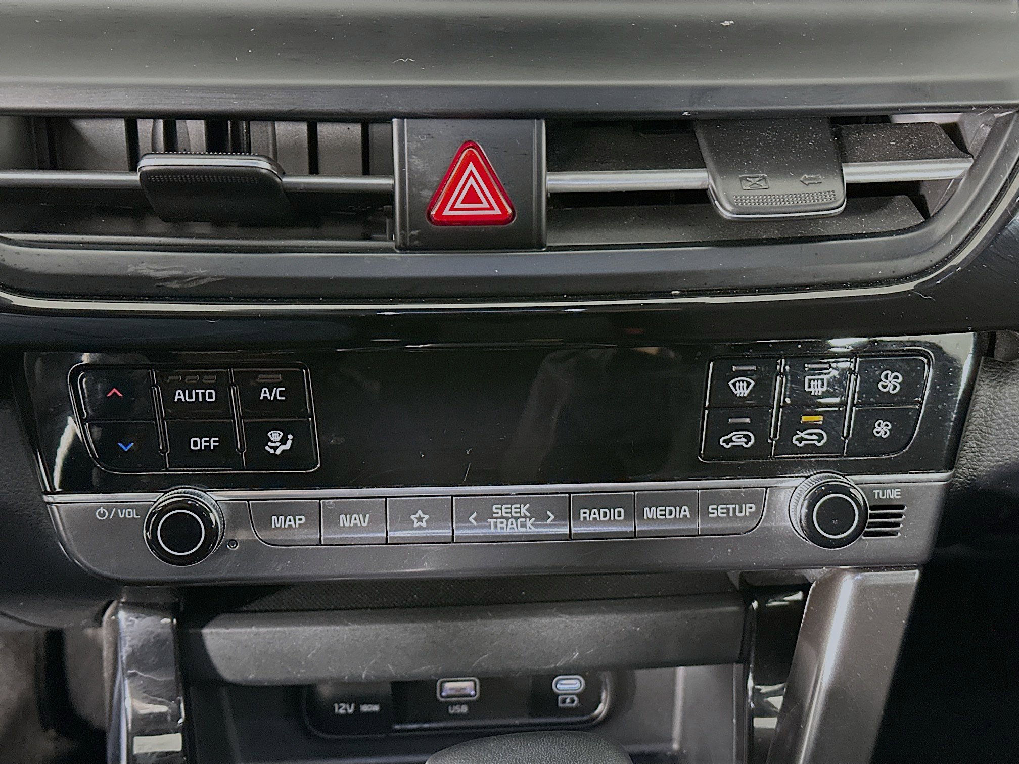 Used 2025 Kia Seltos S FWD image 23
