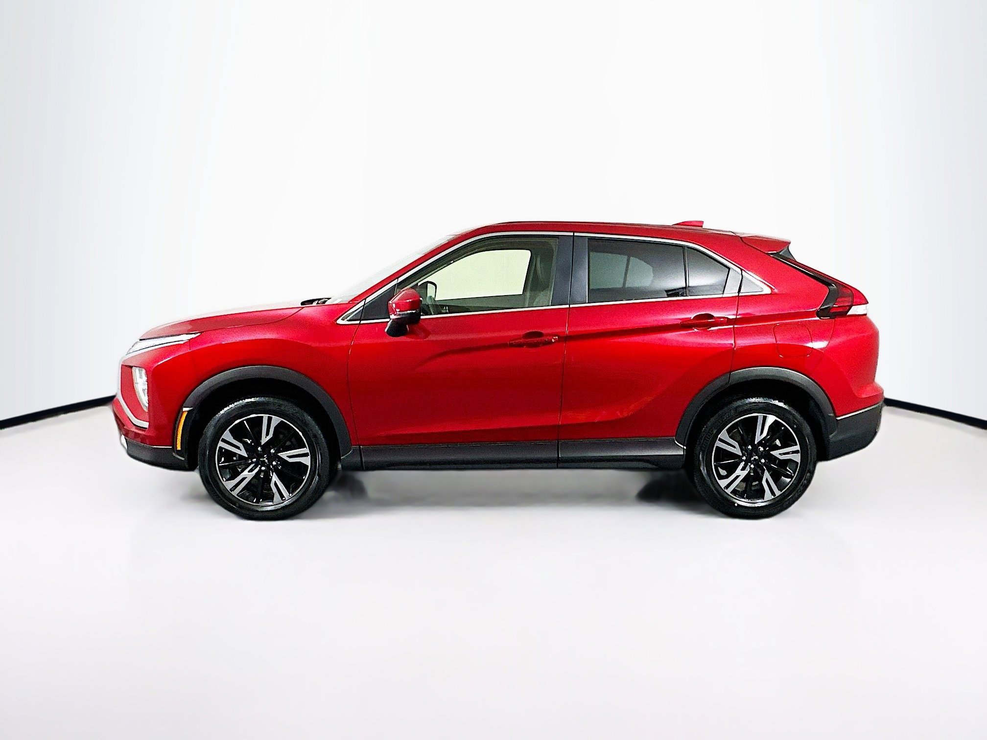 Used 2025 Mitsubishi Eclipse Cross SE image 4