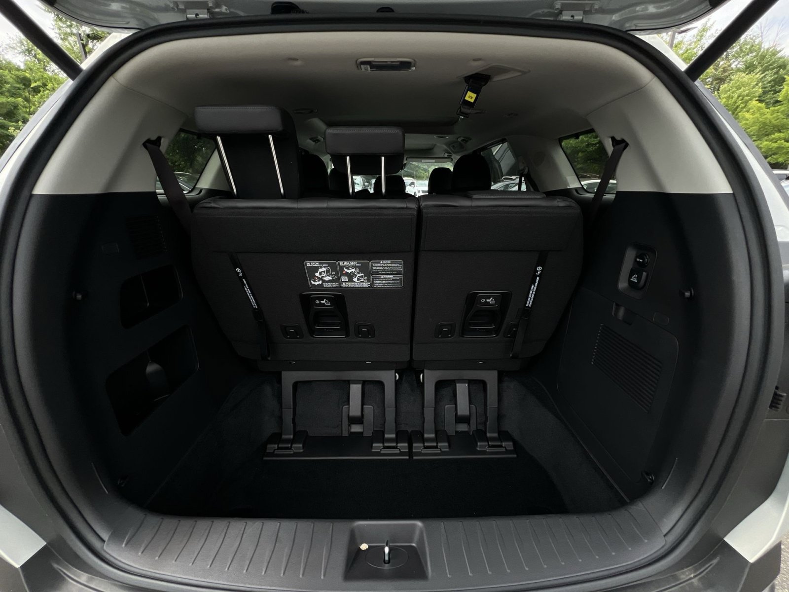 New 2026 Kia Carnival SX Prestige FWD image 33