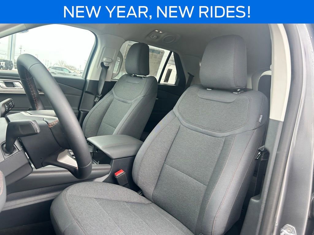 New 2026 Ford Explorer Active image 16