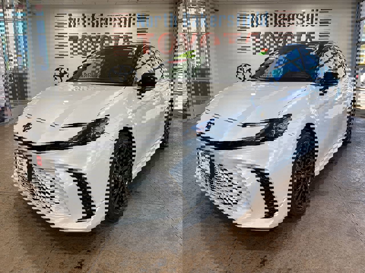 Used 2025 Toyota Camry XSE image 6