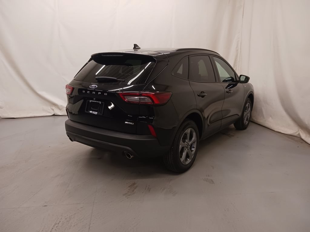 Used 2025 Ford Escape ST-Line AWD/4WD image 6