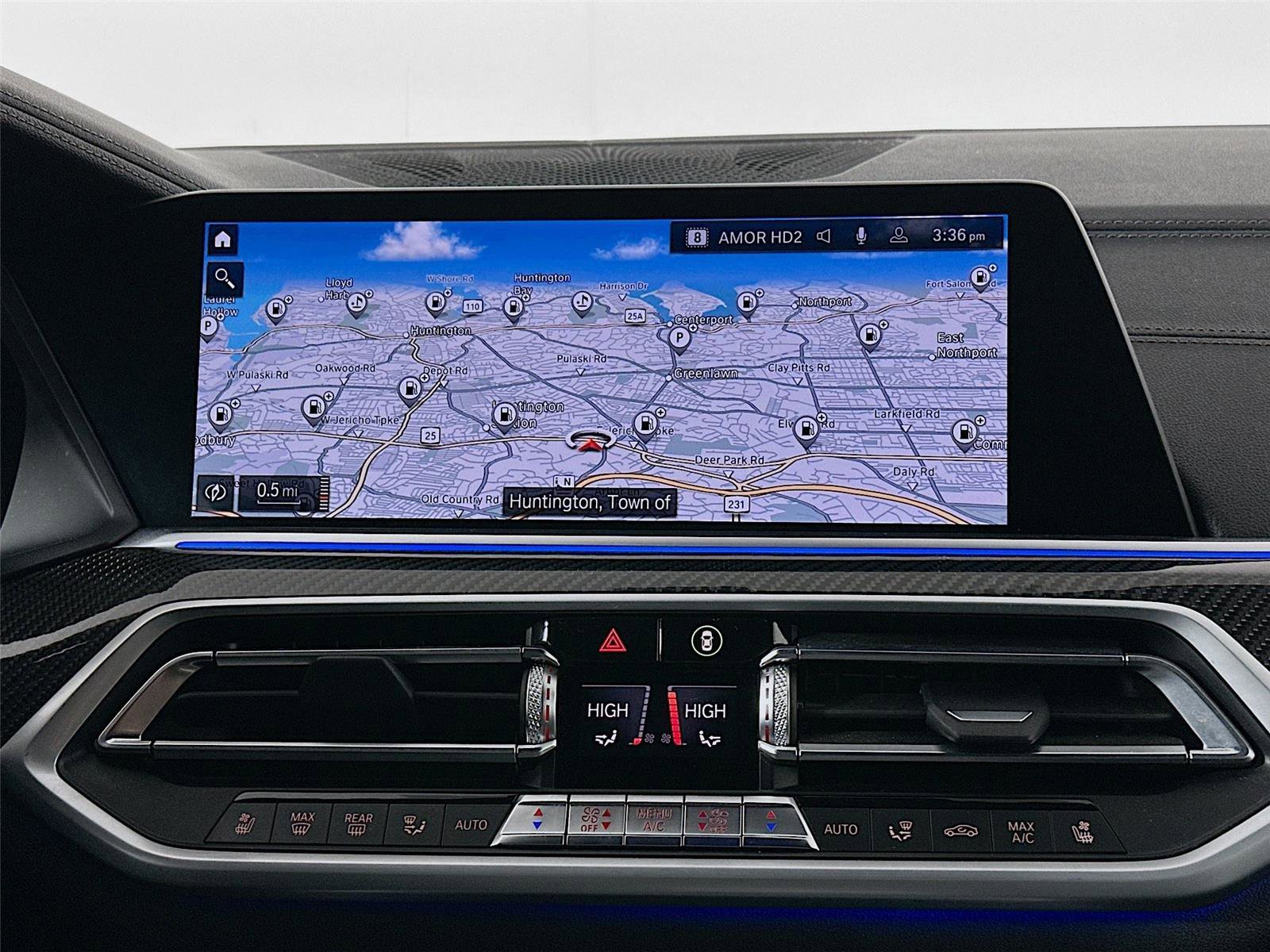 Used 2021 BMW X6 M50i image 13