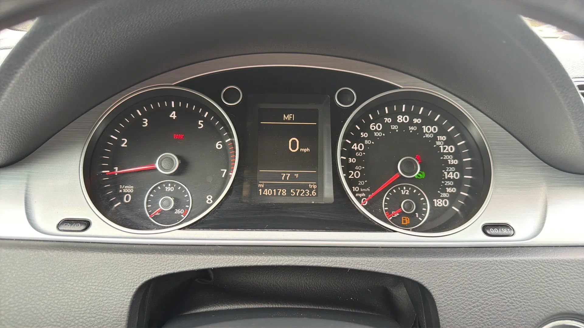 Used 2014 Volkswagen CC R-Line image 28