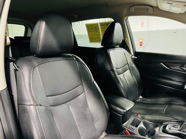 Used 2020 Nissan Rogue SL image 31