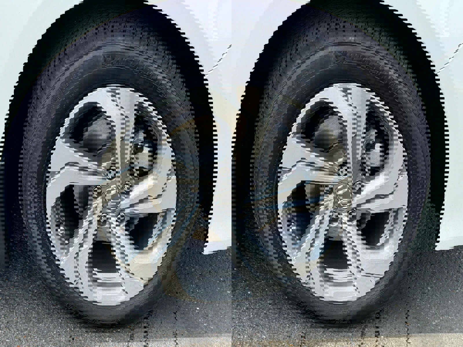 Used 2020 Honda Accord EX image 11