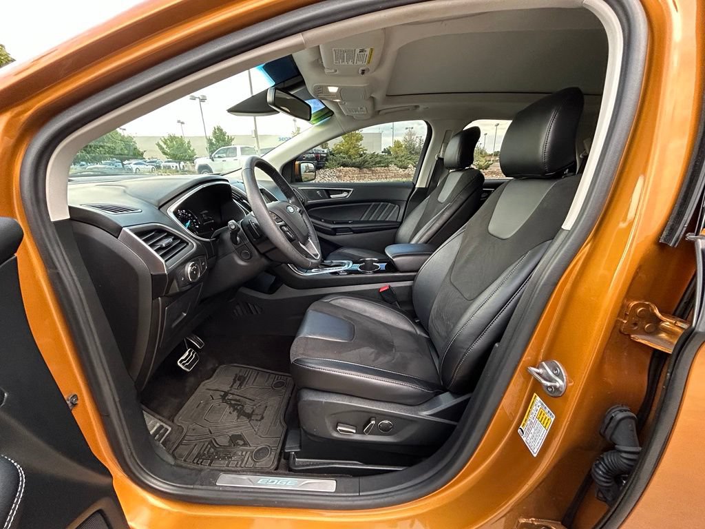 Used 2016 Ford Edge Sport w/ Equipment Group 401A AWD/4WD image 13
