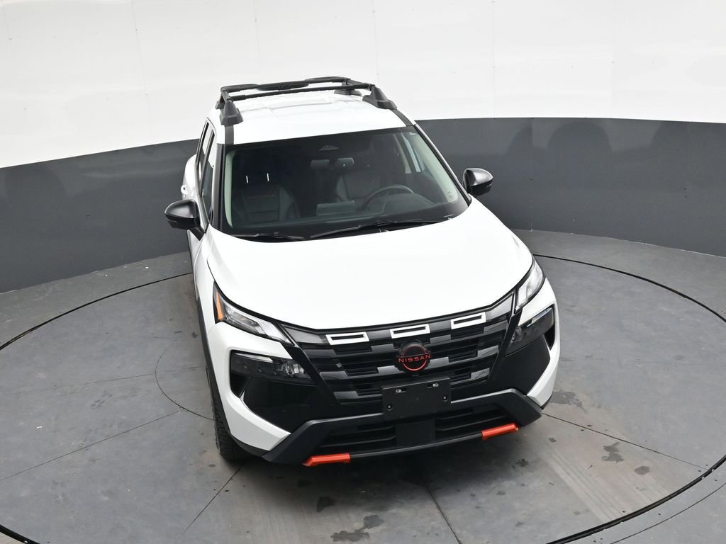 Used 2025 Nissan Rogue SV w/ Rock Creek Premium Package image 16