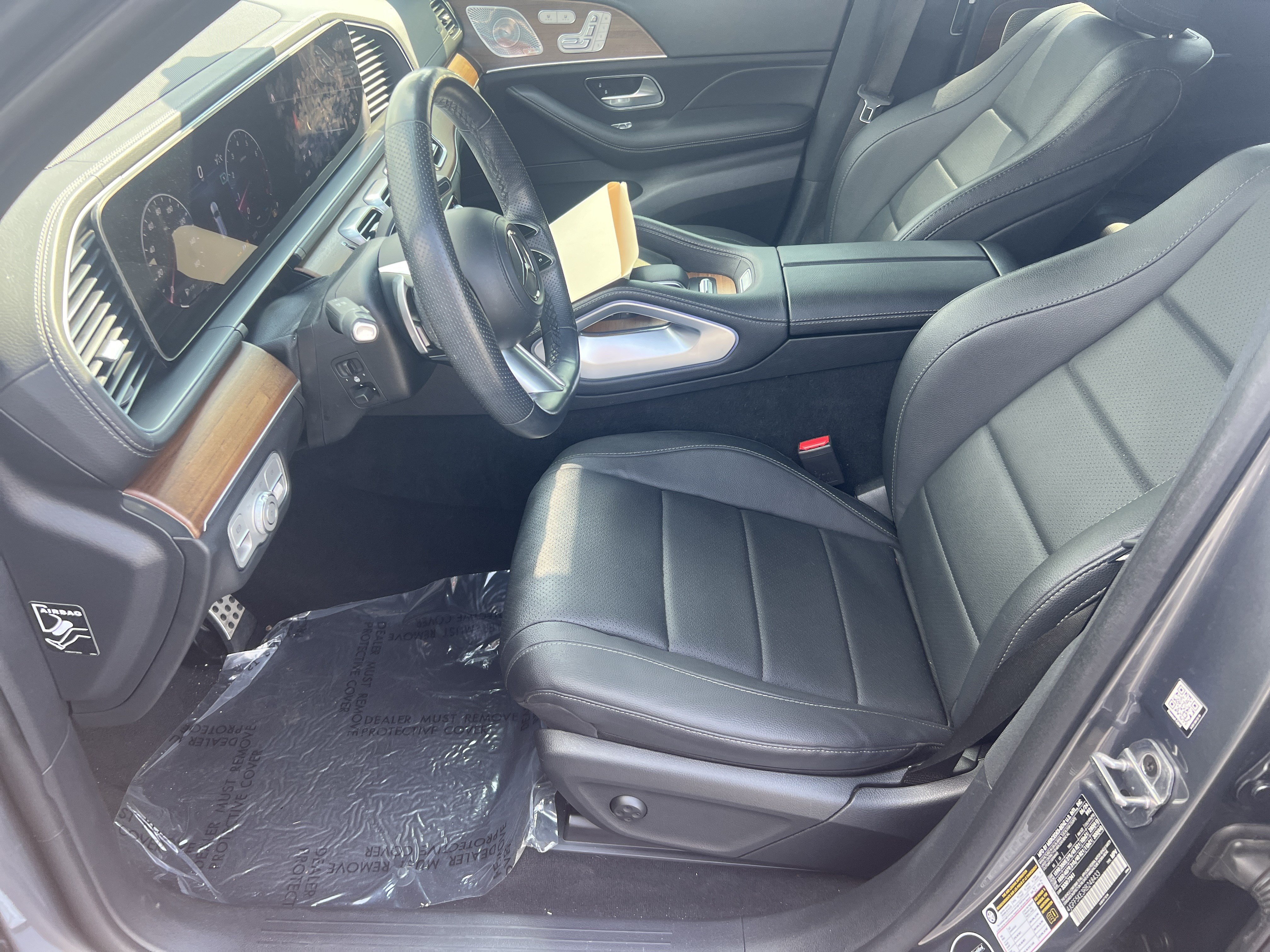 Used 2024 Mercedes-Benz GLS 450 4MATIC w/ AMG Line Exterior image 9
