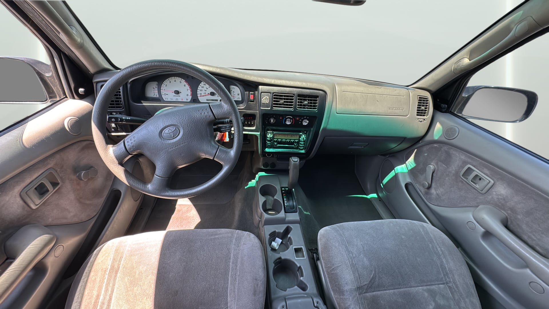 Used 2002 Toyota Tacoma PreRunner w/ SR5 Pkg w/ Chrome Pkg RWD image 31