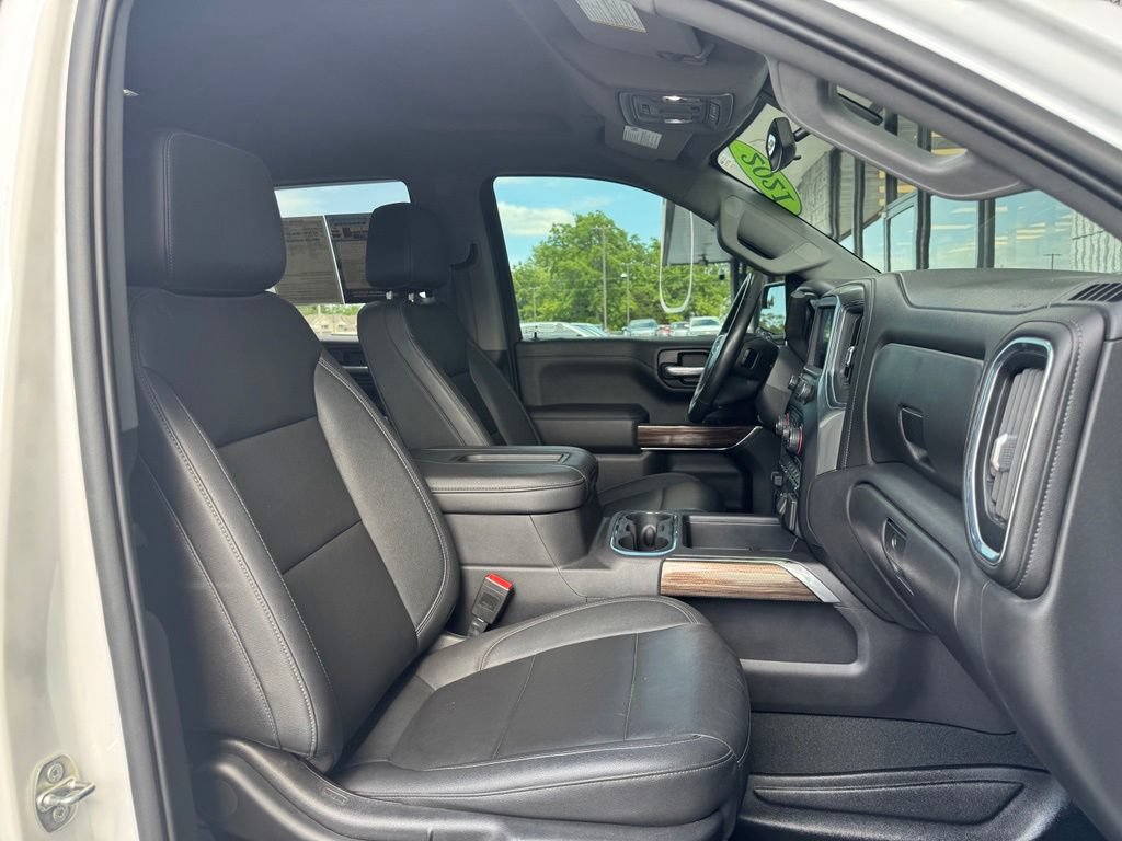 Used 2021 Chevrolet Silverado 1500 RST w/ Convenience Package II AWD/4WD image 16