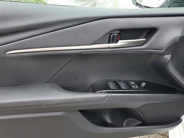 Used 2026 Toyota Camry SE FWD image 37